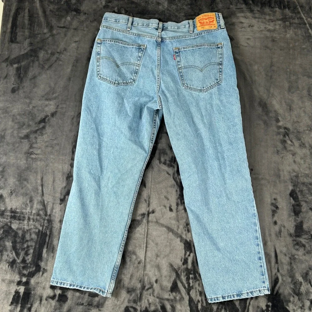 Levi's 550 Relaxed Fit Jeans Mens 38x30 Light Wash Denim Tapered Leg